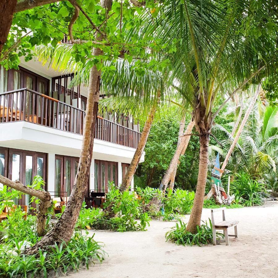Thundi Sea View Hotel Fulidhoo Exterior photo